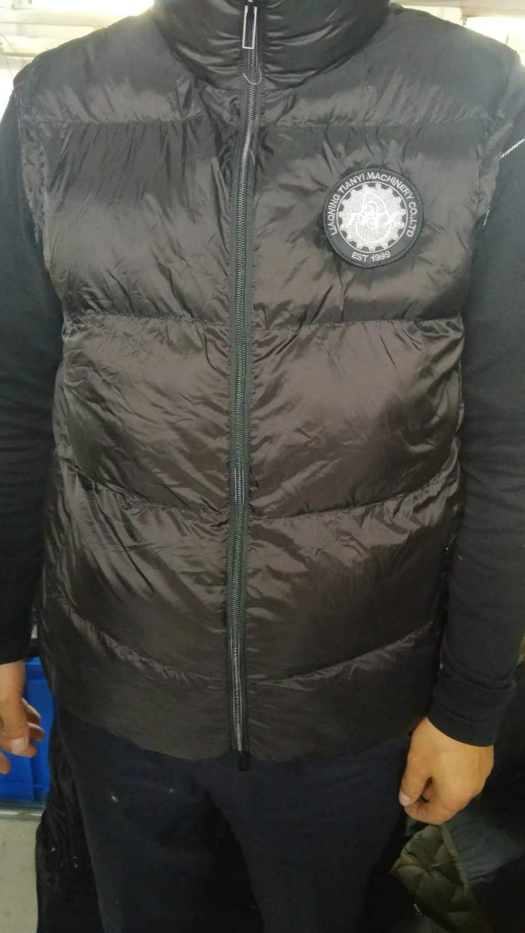 羽绒服定制案例——辽宁机械厂张总